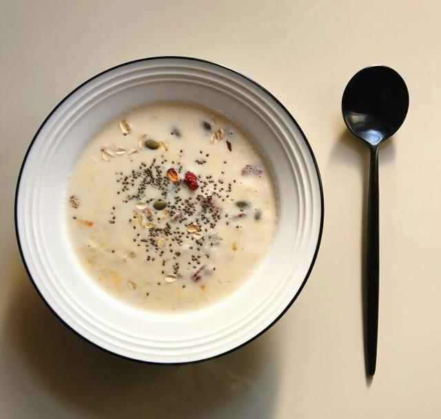 家庭版鸡蛋羹的做法:温馨食谱,共享美味时光